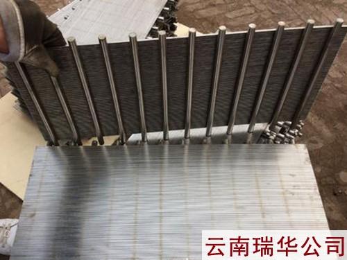不銹鋼條縫網(wǎng)